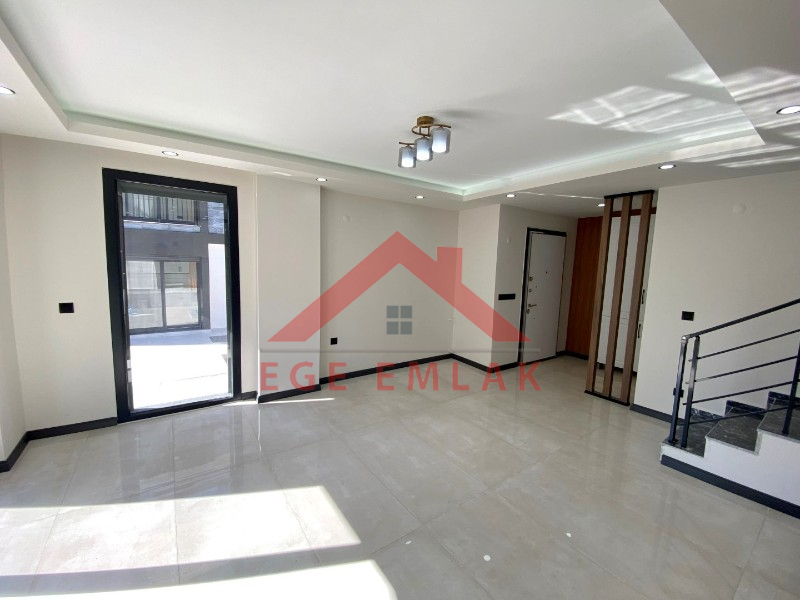 Didim'de Site İçersinde Satılık Villa