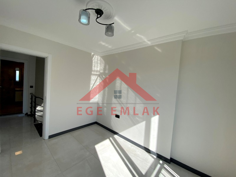 Didim'de Site İçersinde Satılık Villa