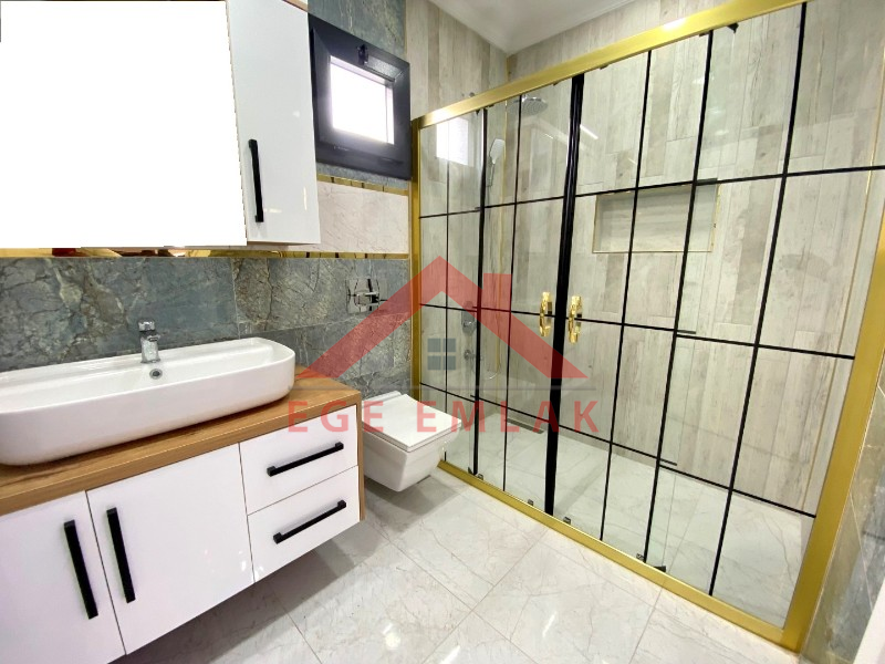 Didim'de Satılık 5+1 Ayrı Mutfaklı Villa