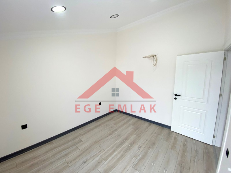 Didim'de Satılık 5+1 Ayrı Mutfaklı Villa