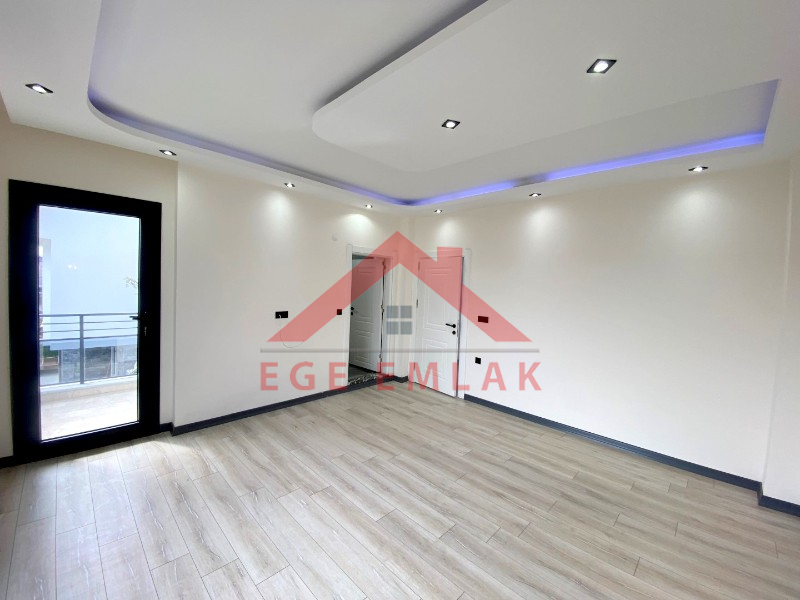 Didim'de Satılık 5+1 Ayrı Mutfaklı Villa