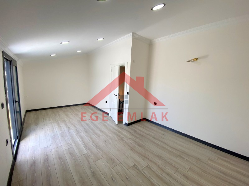 Didim'de Satılık 5+1 Ayrı Mutfaklı Villa