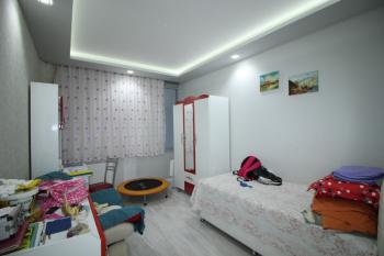 Elmas'tan Portakal'da Yüksek Kat Havuzlu Kaliteli 4+1