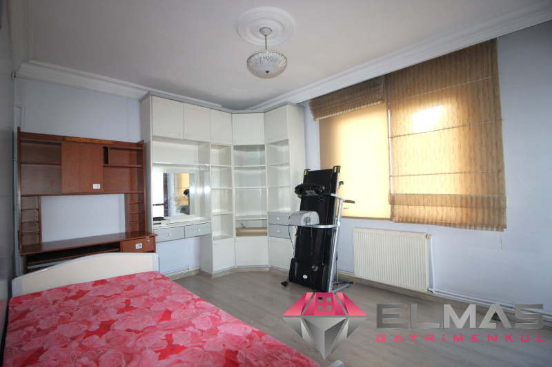      Elmas'tan Marina Civarı Deniz Manzaralı Bağımsız 3+1