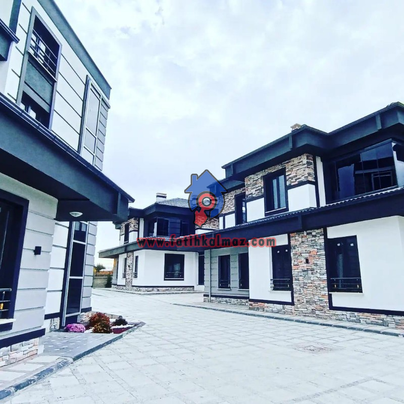 Konya / Selçuklu / Satılık Villa Sille Ak Mah. Site İçi 5+1