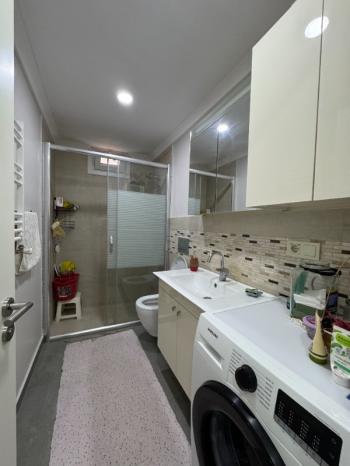 METROYA MARMARAYA YAKIN KAPALI AÇIK OTOPARKLI NEZİH SOKAKTA