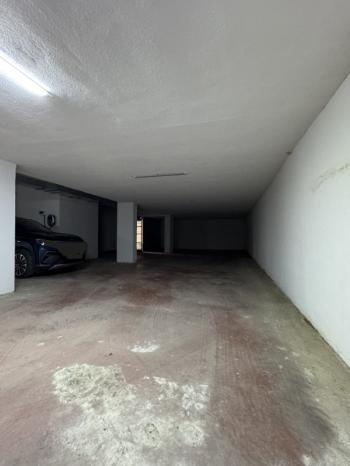 METROYA MARMARAYA YAKIN KAPALI AÇIK OTOPARKLI NEZİH SOKAKTA