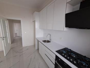 Maltepe'de Krediye Uygun Satılık Ferah, Sıfır 3+1 Daire
