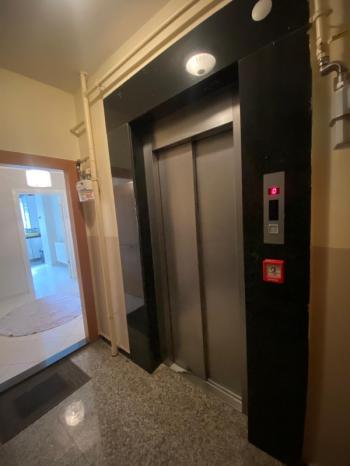 GÜNEY BATI CEPHELİ KAPALI OTOPARKLI ARAKAT DAİRE