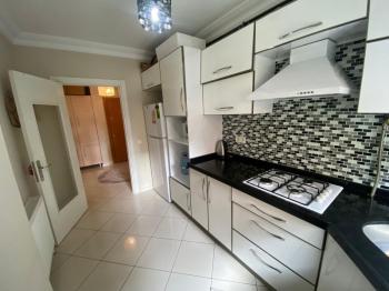 GÜNEY BATI CEPHELİ KAPALI OTOPARKLI ARAKAT DAİRE