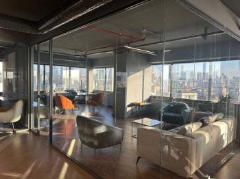 KOZYATAĞI  METRO istasyonuna yürüme mesafesi nde katta tek 600 metre² nitelikli ofis
