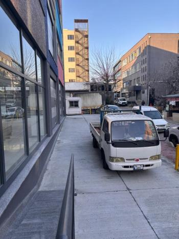 BAHÇELİEVLER ÇOBANÇEŞME KİRALIK 3800 M2 TİCARİ BİNA