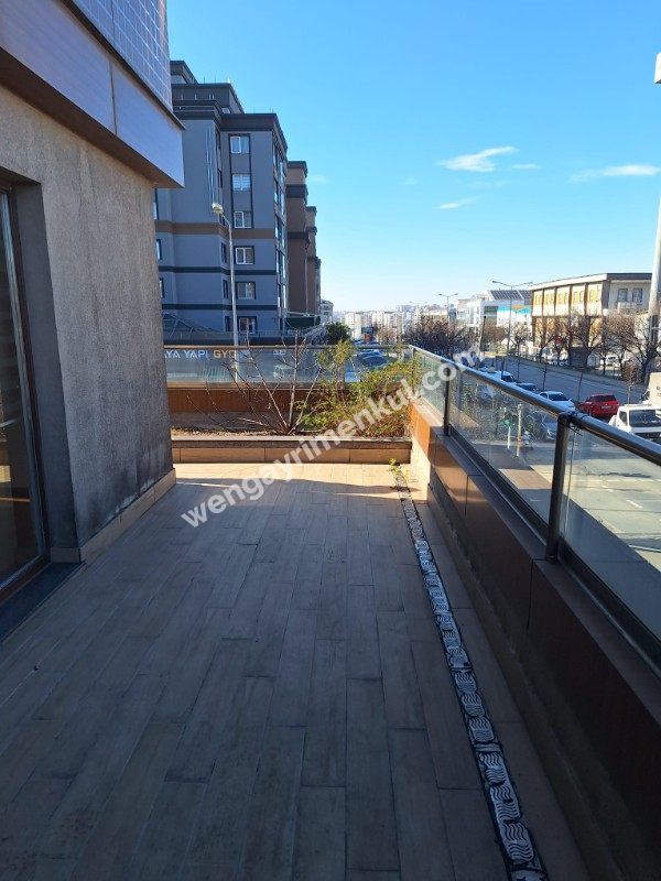 Beylikdüzü Kavaklı Mah. Harika Lokasyonda Çift Banyolu Kiralık 2+1 Daire!