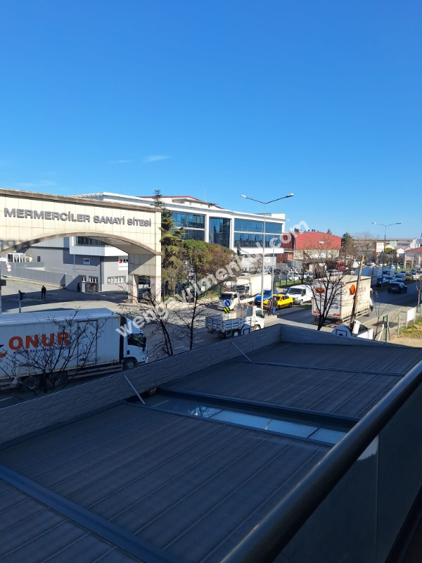 Beylikdüzü Kavaklı Mah. Harika Lokasyonda Çift Banyolu Kiralık 2+1 Daire!