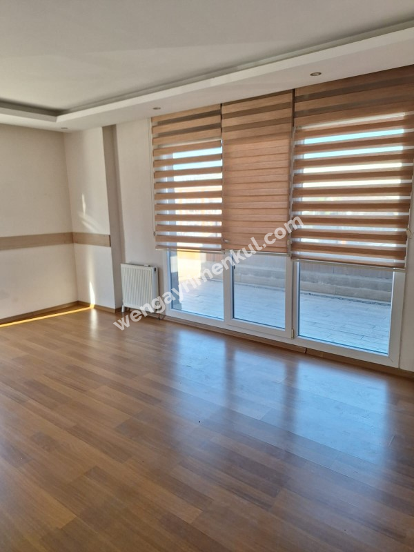 Beylikdüzü Kavaklı Mah. Harika Lokasyonda Çift Banyolu Kiralık 2+1 Daire!