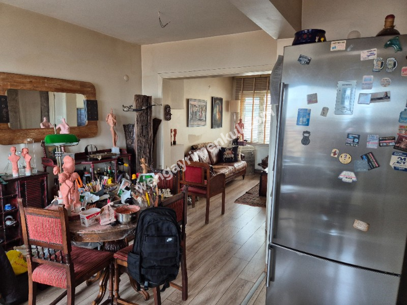 Kuzguncuk'ta Boğaz Manzaralı, Teraslı  3 Katlı Müstakil Ev