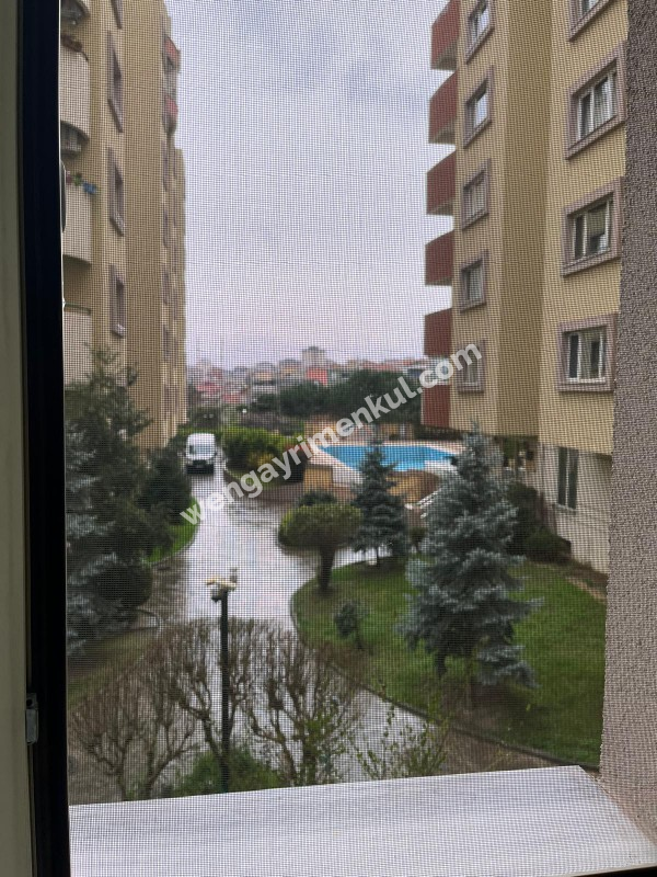 Emaar AVM Yanında Site İçerisinde Full Sosyal Donatılı Satılık 2+1 Lüks Residence Daire