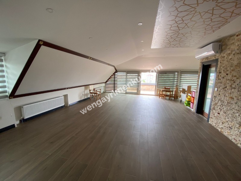 Çekmeköy Merkez mahallesinde kiralık dubleks ofis