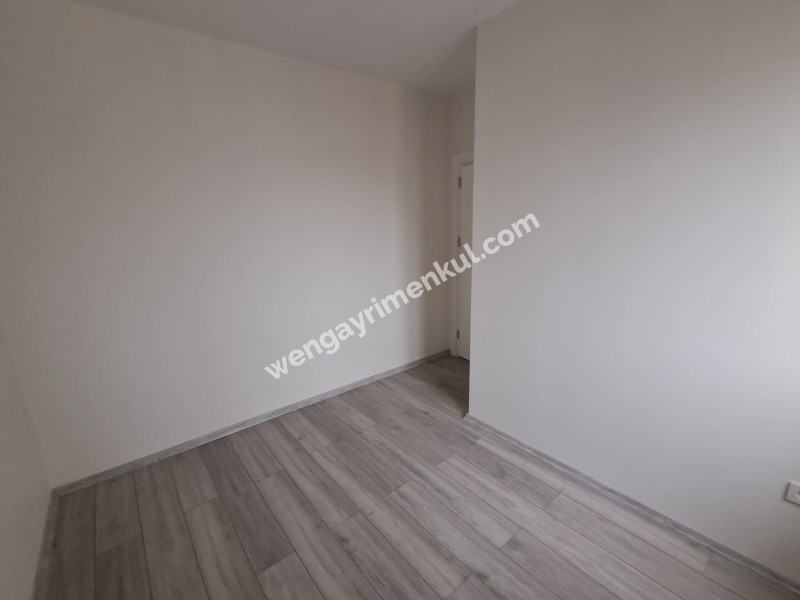 Maltepe'de Krediye Uygun Satılık Ferah, Sıfır 3+1 Daire