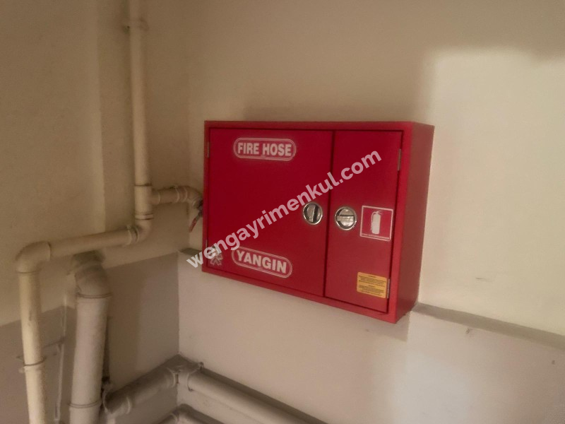 GÜNEY BATI CEPHELİ KAPALI OTOPARKLI ARAKAT DAİRE