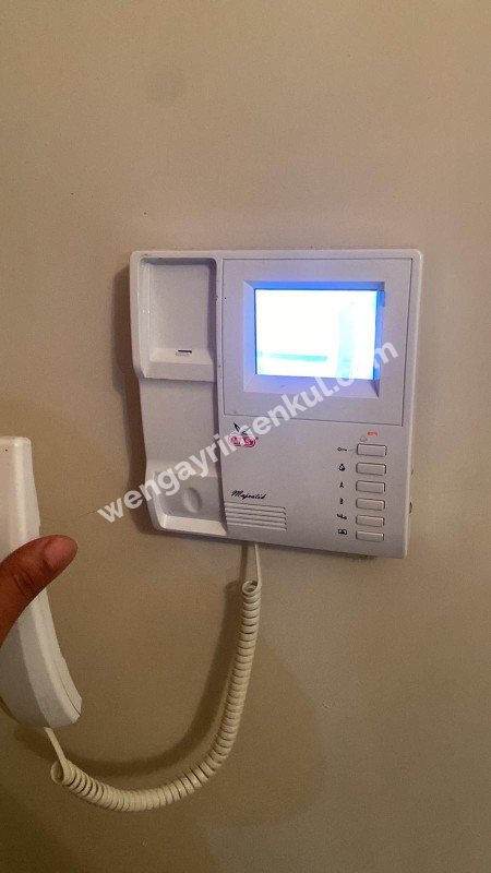 GÜNEY BATI CEPHELİ KAPALI OTOPARKLI ARAKAT DAİRE