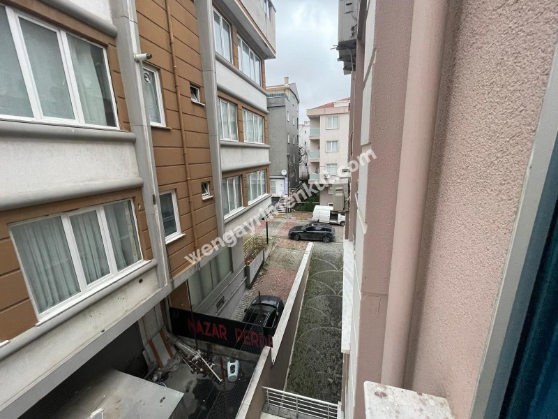 GÜNEY BATI CEPHELİ KAPALI OTOPARKLI ARAKAT DAİRE
