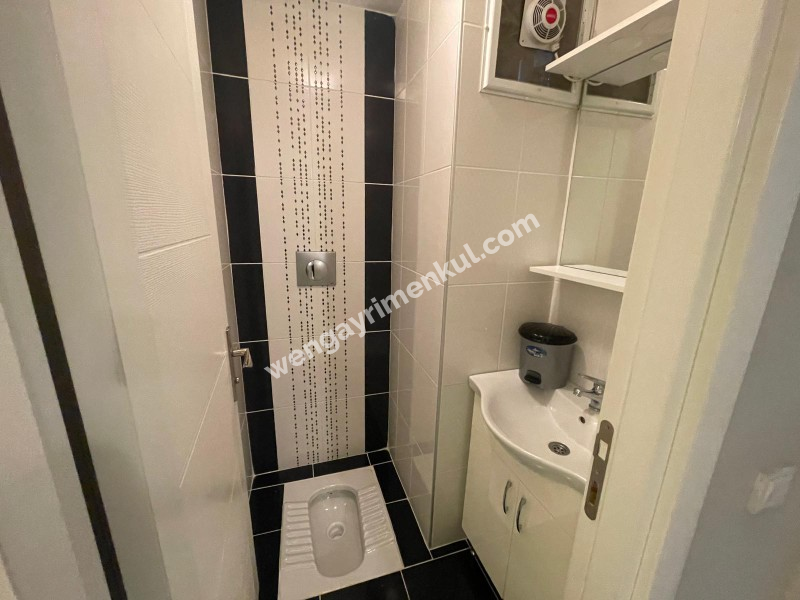 GÜNEY BATI CEPHELİ KAPALI OTOPARKLI ARAKAT DAİRE