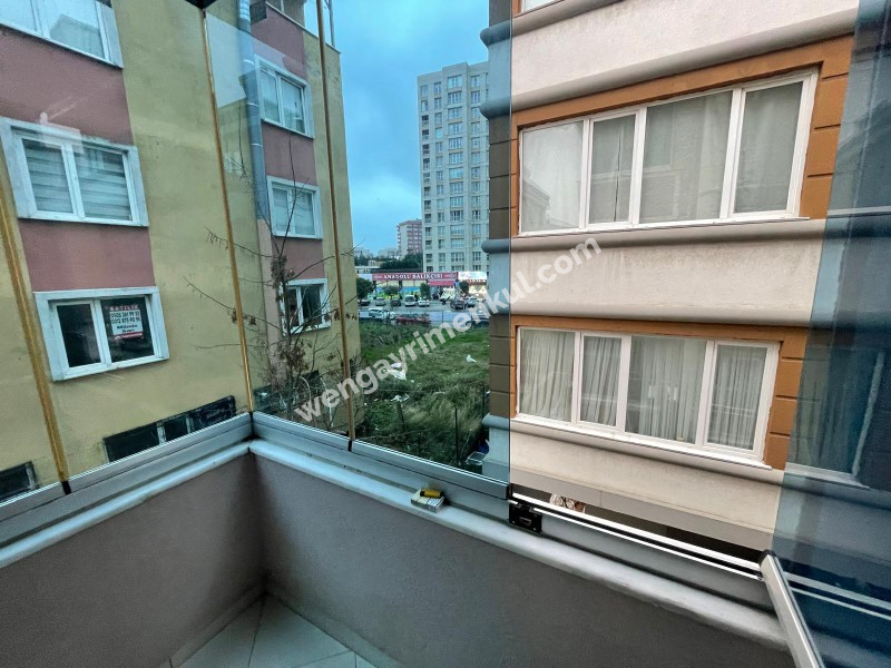 GÜNEY BATI CEPHELİ KAPALI OTOPARKLI ARAKAT DAİRE