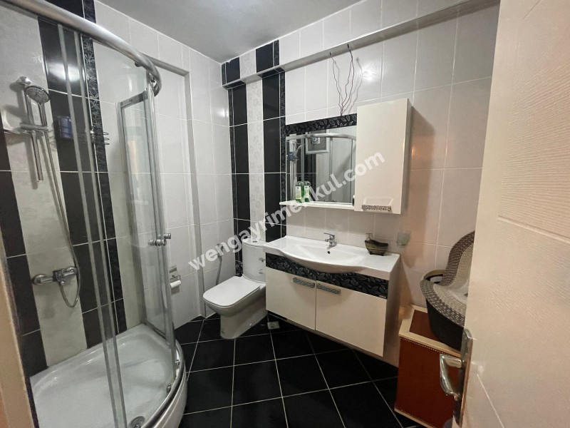 GÜNEY BATI CEPHELİ KAPALI OTOPARKLI ARAKAT DAİRE