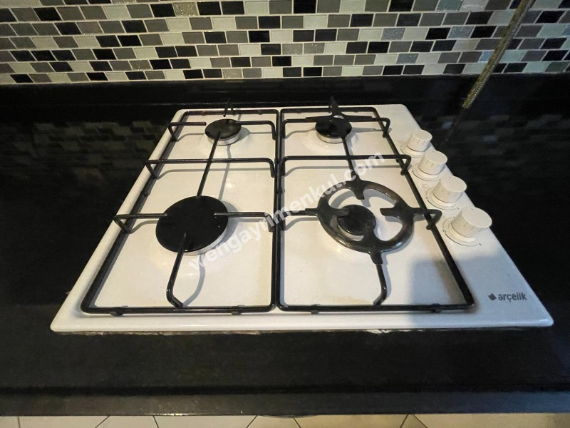 GÜNEY BATI CEPHELİ KAPALI OTOPARKLI ARAKAT DAİRE