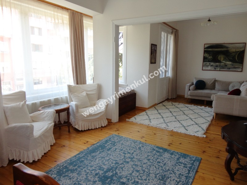 Moda 'da Eşyalı Kiralık 2+1 Daire - Furnitured 2+1 Flat in Moda