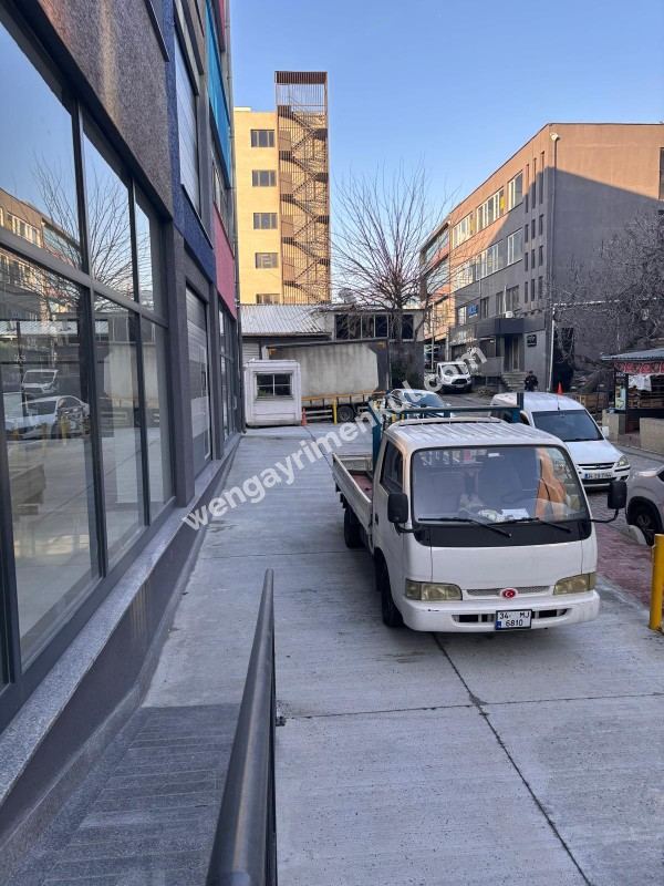 BAHÇELİEVLER ÇOBANÇEŞME KİRALIK 3800 M2 TİCARİ BİNA