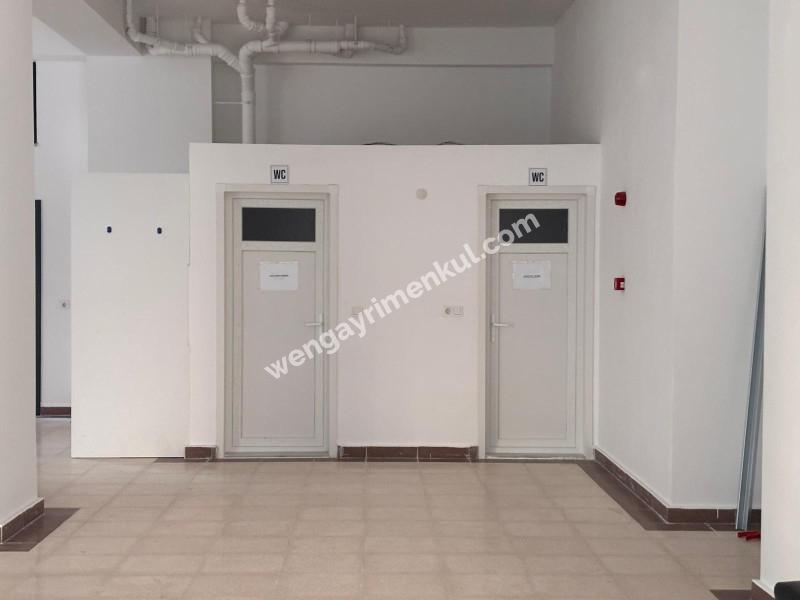 BAHÇELİEVLER ÇOBANÇEŞME KİRALIK 3800 M2 TİCARİ BİNA