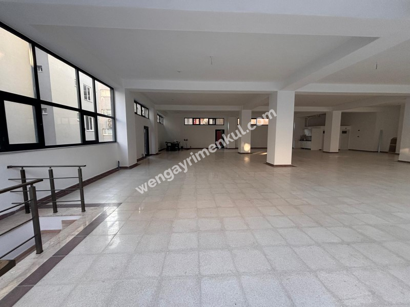 BAHÇELİEVLER ÇOBANÇEŞME KİRALIK 3800 M2 TİCARİ BİNA