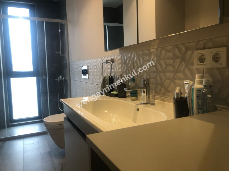 BAĞDAT CADDESİ NOTER SOKAKDA KUPON DAİRE SATILIK
