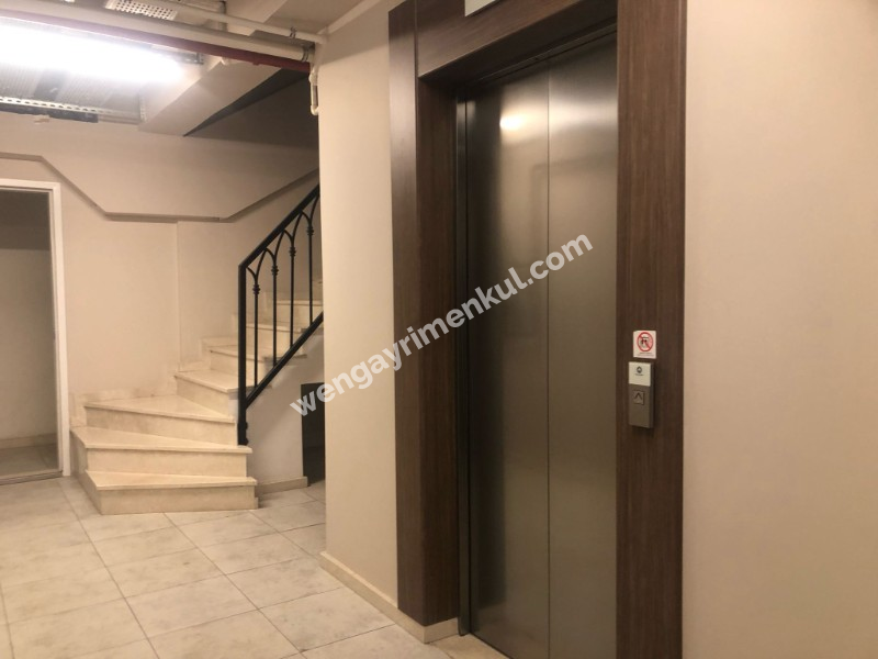 BAĞDAT CADDESİ NOTER SOKAKDA KUPON DAİRE SATILIK
