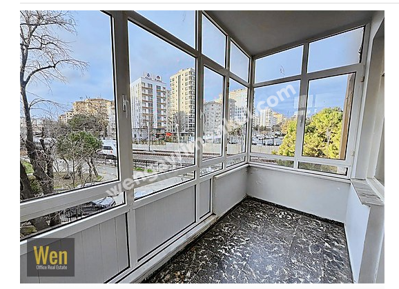 Bağdat Caddesine 150 metre Balkonlu Asansörlü