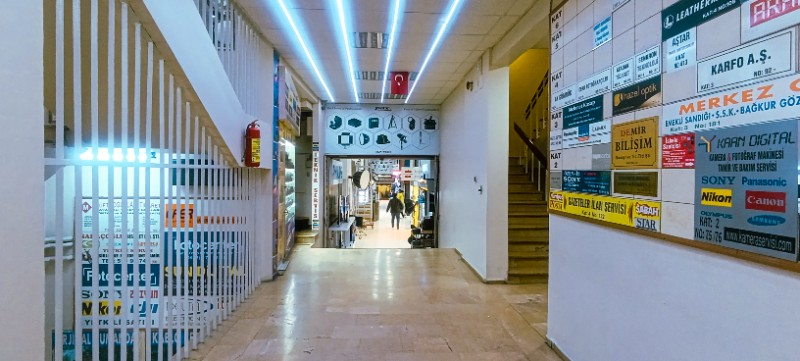 Sirkeci'nin Kalbinde, Kastelli Altın Han'da Karlı Bir Yatırım Fırsatı!