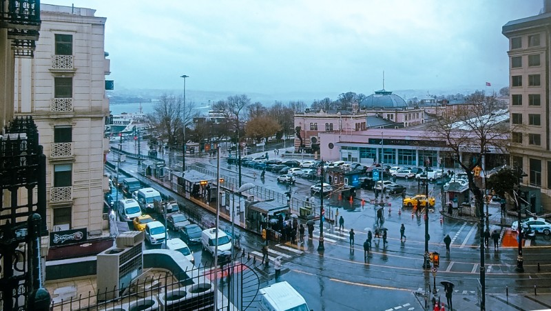Sirkeci'nin Kalbinde, Kastelli Altın Han'da Karlı Bir Yatırım Fırsatı!