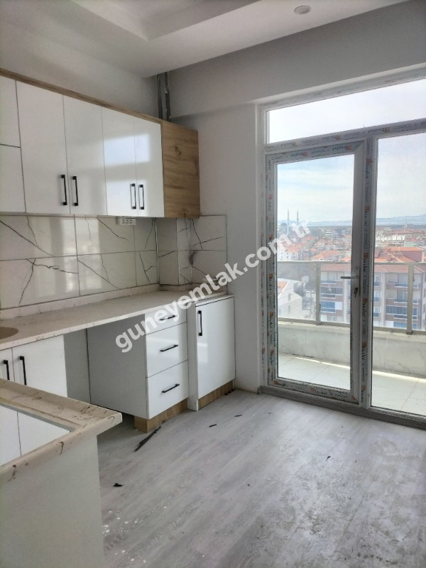 SATILIK KARAMAN ZEMBİLLİ MAHALLESİ SIFIR 2+1 DAİRE