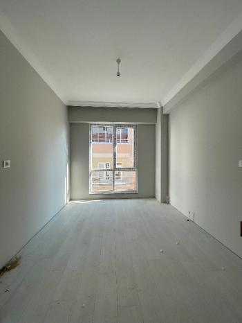 Güvenay-Çorum Bahçelievler İsmail Kakaç Okulu Civarı Satılık 3+1 Daire 