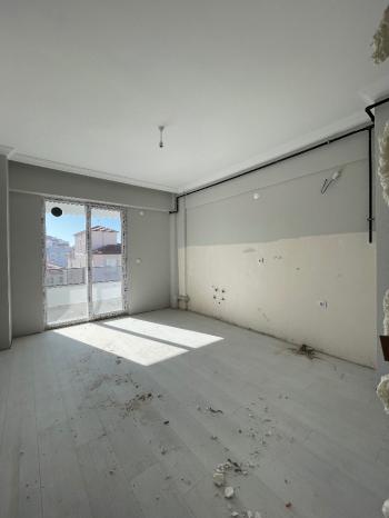 Güvenay-Çorum Bahçelievler İsmail Kakaç Okulu Civarı Satılık 3+1 Daire 