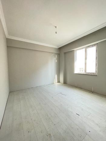 Güvenay-Çorum Bahçelievler İsmail Kakaç Okulu Civarı Satılık 3+1 Daire 