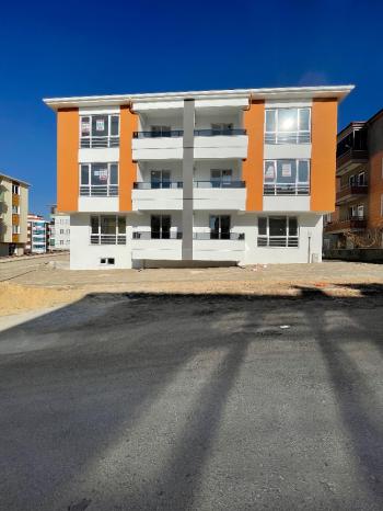 Güvenay-Çorum Bahçelievler İsmail Kakaç Okulu Civarı Satılık 3+1 Daire 