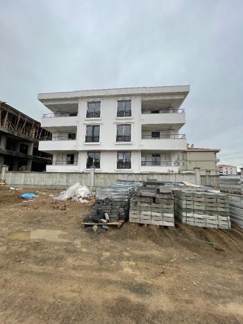 GÜVENAY - ÇORUM FEN LİSESİ CİVARI 1,99 KREDİ FAİZ ORANI İLE SATILIK  2+1 DAİRELER 