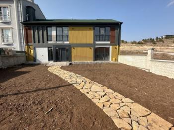 GÜVENAY - ÇORUM BİNEVLER MEVKİİ 222 M² SATILIK VİLLA