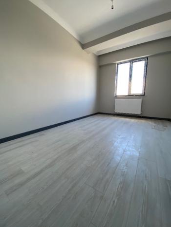 GÜVENAY - ÇORUM FEN LİSESİ CİVARI ARA KAT SATILIK 4+1 DAİRE