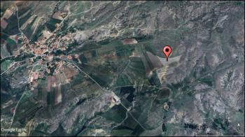 GÜVENAY - ÇORUM BÜĞET KÖYÜ ÜSTÜ 13.542 M² SATILIK TARLA