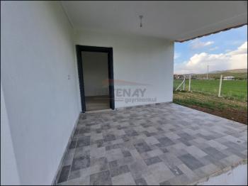 GÜVENAY - ÇORUM CEMİLBEY YOLU 3.KM 1+1 EVİ OLAN SATILIK BAHÇE
