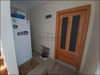 GÜVENAY -  ÇORUM BİNEVLER BARAJ YOLU 9+1 SATILIK VİLLA